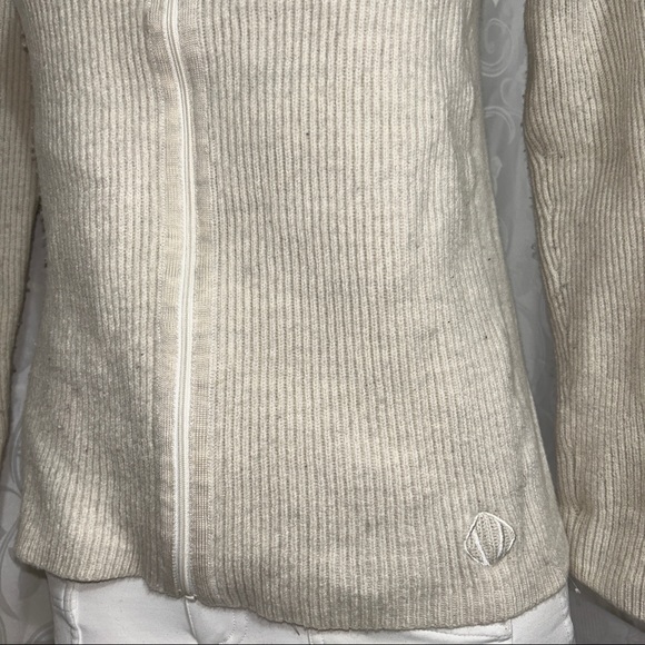 SunIce Ecru Ribbed Mock Neck Zip Up Sweater - Picture 3 of 11